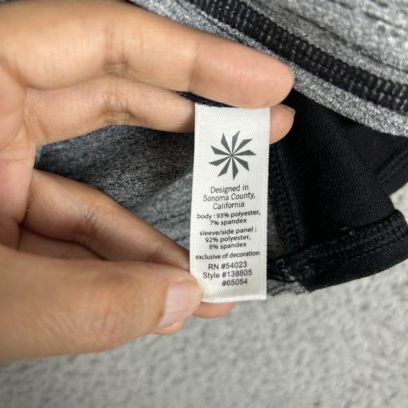 Athleta Pullover Womens Medium Gray Black Quarter Zip Stretch Running Thumbholes - Picture 8 of 11
